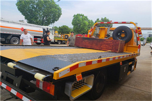 德化附近拖车电话号码服务